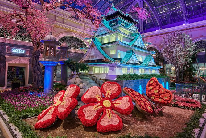 Las Vegas Strip Walking Tour - What you actually get from the 2 hours 15 minutes