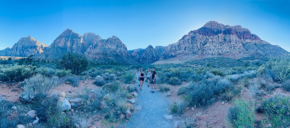 Las Vegas: Sunset Hike and Photography Tour Near Red Rock - Key things I’d plan around