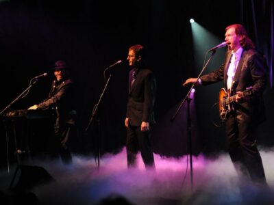 Las Vegas: The Australian Bee Gees at Excalibur Hotel - Finding Thunderland Showroom at Excalibur: The Easy Route