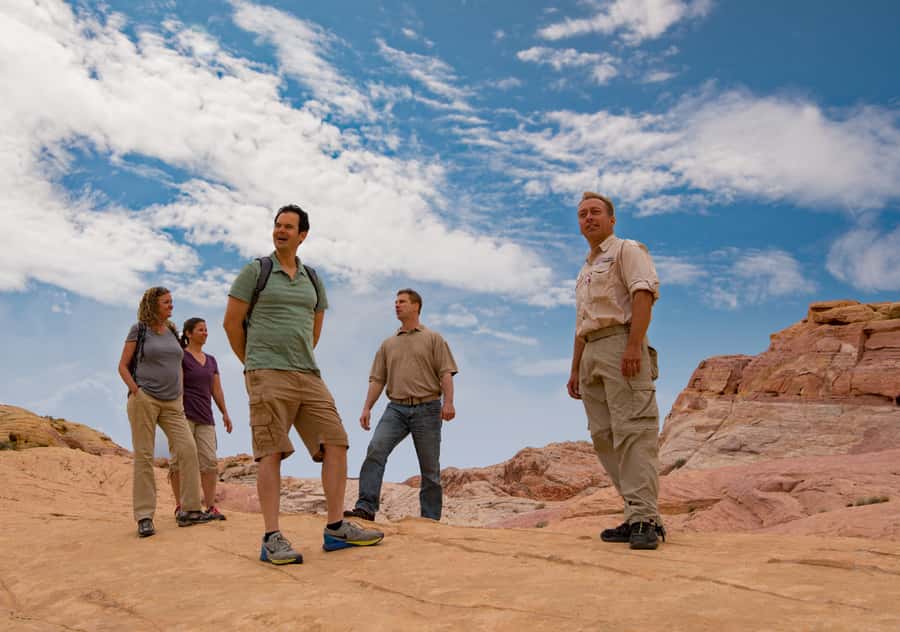 Las Vegas: Valley of Fire Tour in Luxury Tour Trekker - Atlatl Rock and petroglyphs: rock art you can read with help