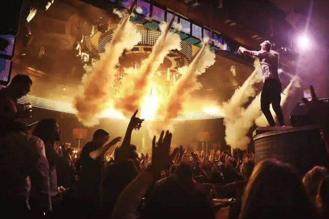Las Vegas: VIP Club Crawl with Party Bus, Express Entry & Drinks - Who This Club Crawl Suits Best (and Who Might Not)