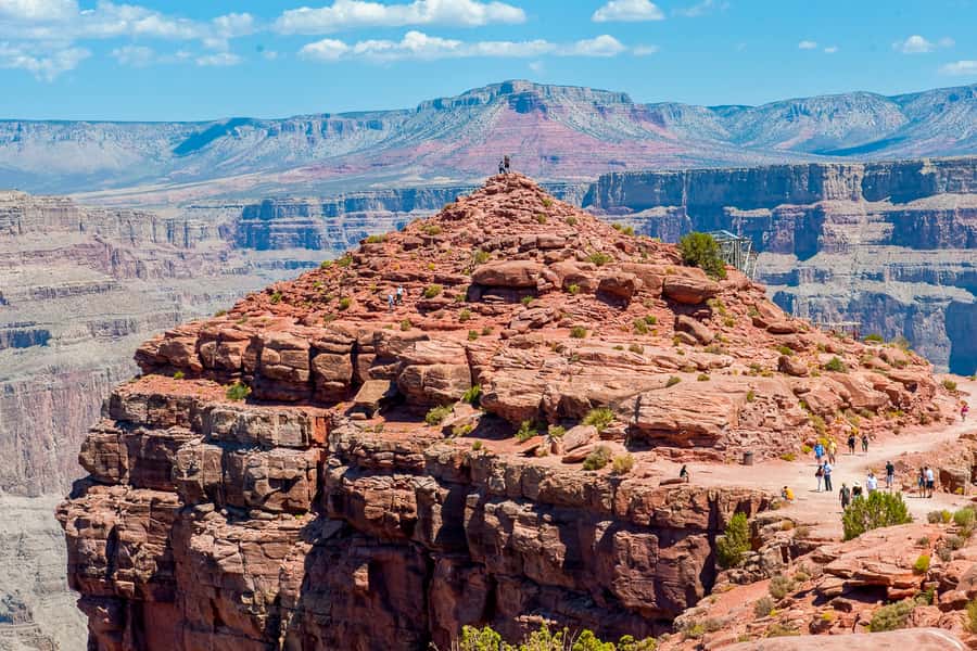 Las Vegas: West Grand Canyon Helicopter Ticket with Transfer - Comfort, Photos, and the Helicopter Reality Check