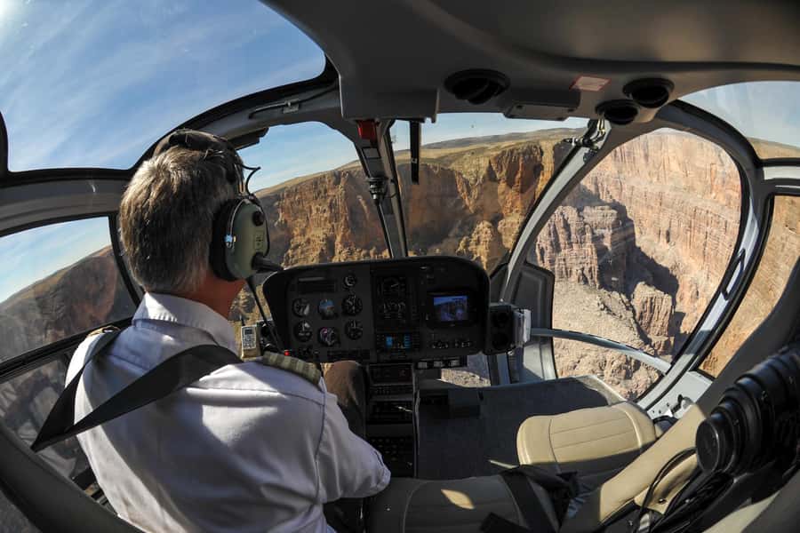Las Vegas: West Grand Canyon Helicopter Ticket with Transfer - The Flight Portion: Lake Mead, Hoover Dam, Fortification Hill, and Temple Rock