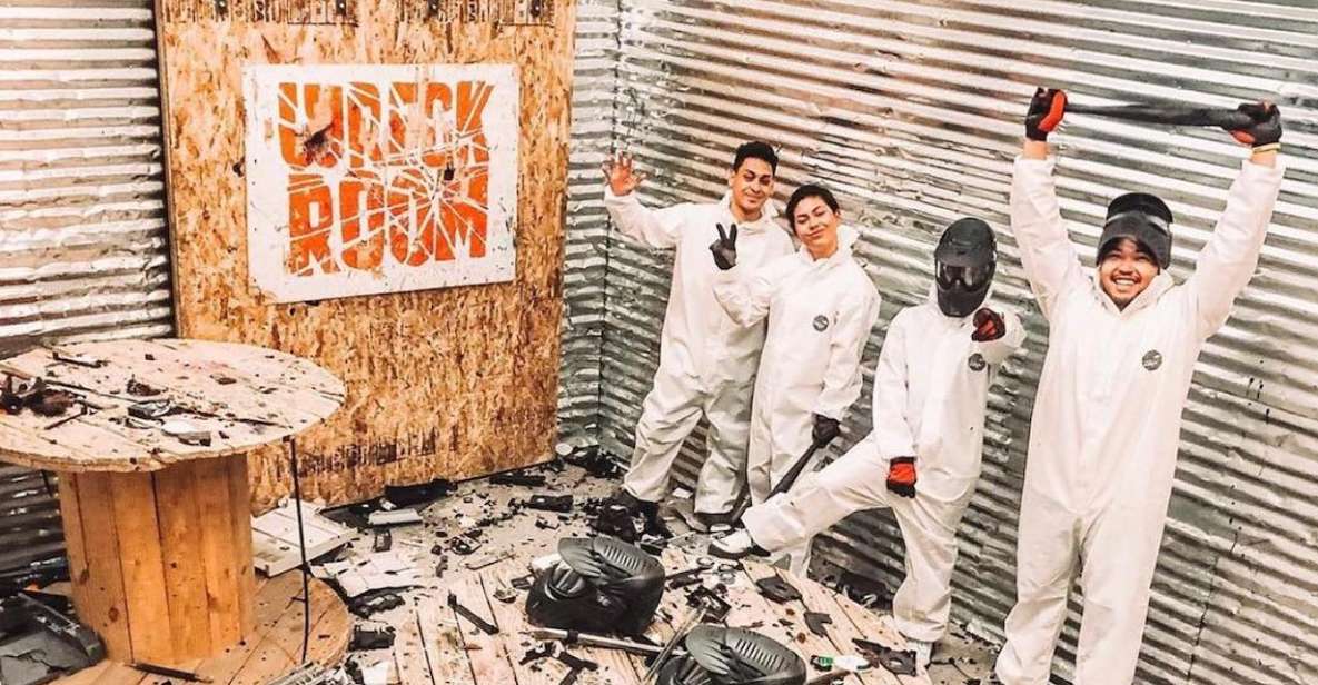 Las Vegas: Wreck Room Experience - The Arsenal: Bats, Crowbars, and What You’ll Break