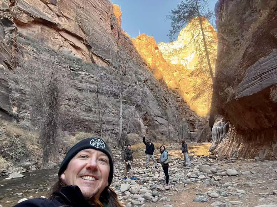Las Vegas: Zion National Park Group Tour with Lunch - Leaving Las Vegas: pickup timing and why it matters