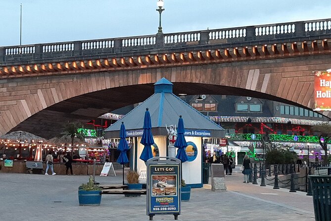 London Bridge and English Village Tour Small Group - Guides make it: why the best days feel like stories, not checklists
