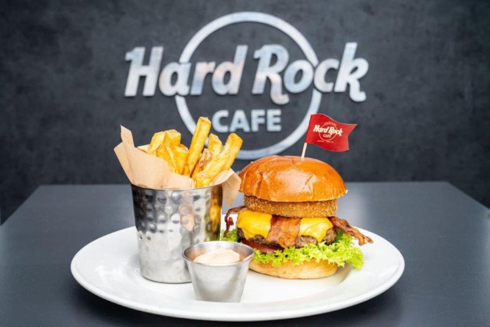 Meal at Hard Rock Las Vegas on the Las Vegas Strip - Drinks included: unlimited soft drinks, coffee, and tea (and what that means)