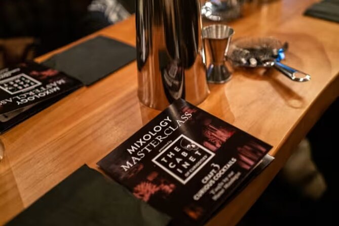 Mixology Masterclass at the Cabinet of Curiosities in Las Vegas - Who this fits best in Las Vegas
