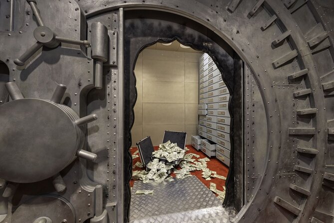 PanIQ Escape Room & Lounge – Venetian Resort Las Vegas - Stop 2: The Grand Canal Shoppes—your Vegas waiting-room advantage