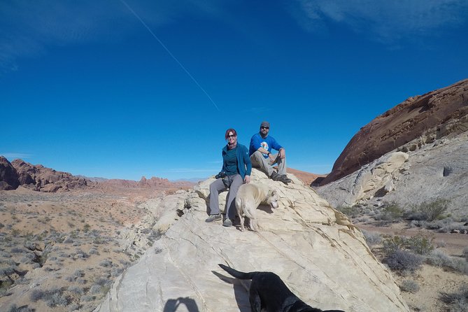 Photographer's Dream: Valley of Fire Hiking Tour - Atlatl Rock and Seven Sisters: photo stops with built-in guidance