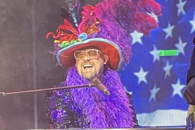 Piano Man at Planet Hollywood Resort and Casino - What You’ll See: 17 Hits, Costumes, and Stage Energy
