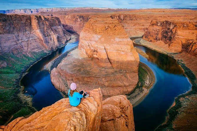 Prime Time Antelope Canyon & Horseshoe Bend Day Tour with Lunch - Glen Canyon Dam and Lake Powell photo stops