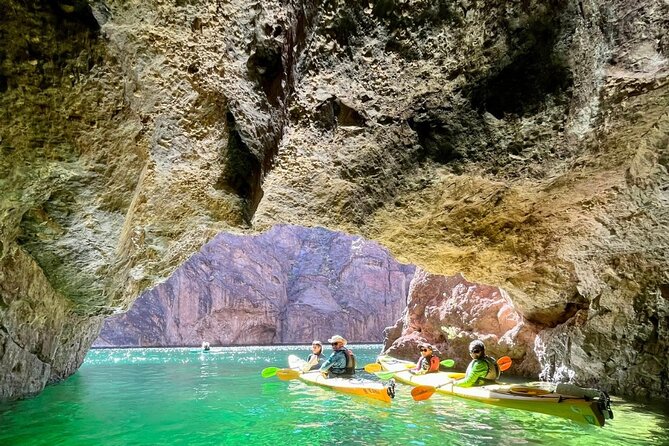 Private Emerald Cave Kayak Tour with Hotel Pickup - Willow Beach Marina and the Emerald Sparkle Cave: What You’ll See