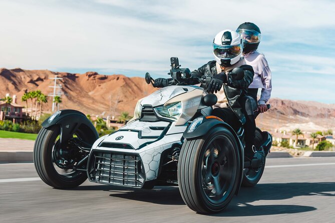 Private Guided Red Rock Canyon Tour for Couples on a CanAm Trike - Who Can Drive (and Who Should Think Twice)