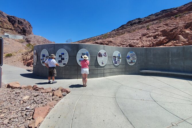 Private Hoover Dam and Valley of Fire Combo Tour with Brunch - Visitor Center and White Domes: Get Your Bearings in 20 Minutes