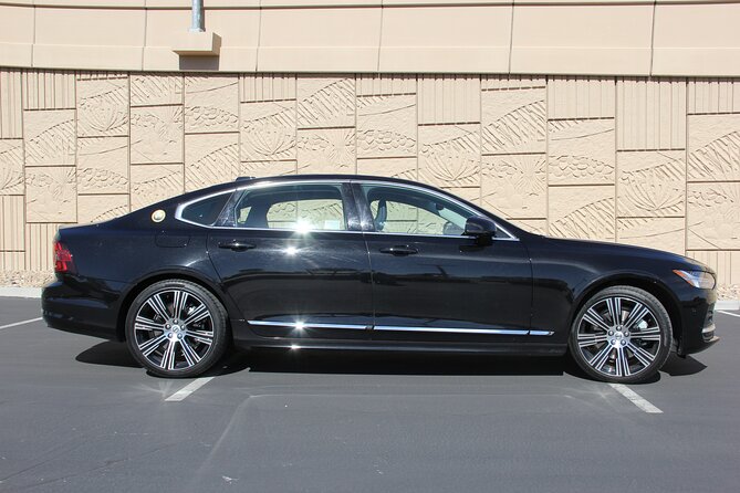 Private Luxury Las Vegas Airport Transfer – Domestic Arrivals - Choosing Your Vehicle: Sedan, SUV, Limousine, or Bus