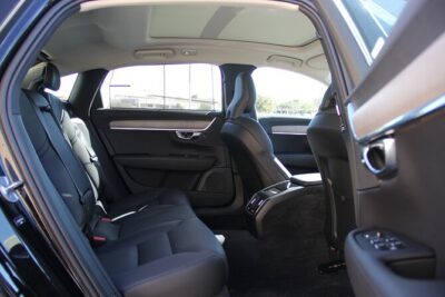Private Luxury Las Vegas Airport Transfer – Domestic Arrivals - Door-to-Door Saves More Than Time