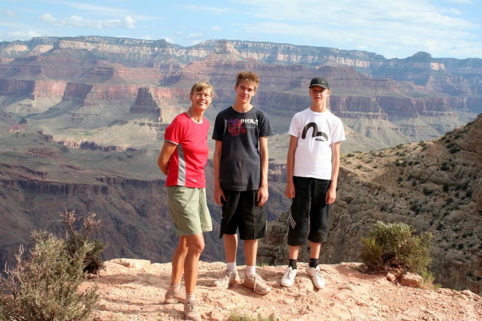 Private Tour from Las Vegas to the Grand Canyon South Rim - Hoover Dam: the opener with real size and real stories