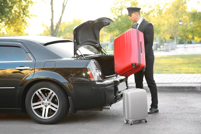 Private Transfer from Las Vegas Airport (LAS) - What You Pay For at $28.85 (and What You Can Skip)
