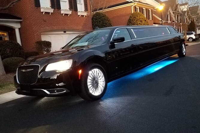 Private Transfer: Las Vegas to LAS Airport by Luxury SUV or Limousine up to 8 p - Door-to-LAS comfort: why this beats the usual Vegas scramble