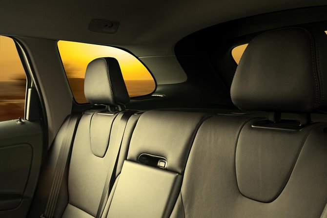 Private Transfer to Las Vegas Airport (LAS) - From your hotel lobby to Harry Reid in about 25 minutes