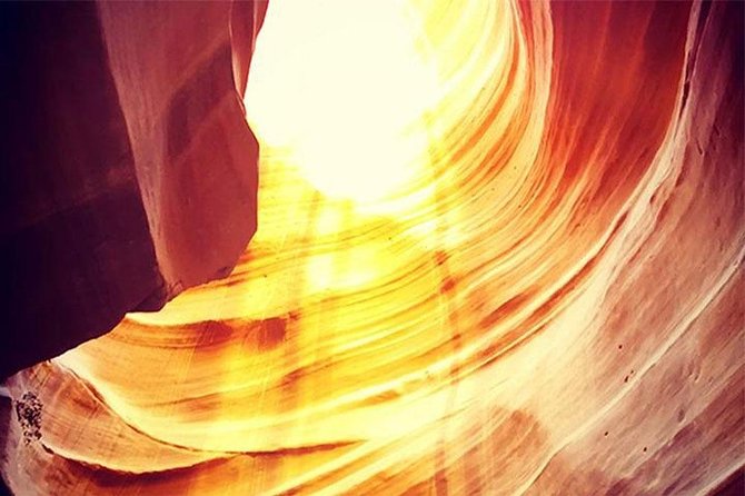 Private Upper or Lower Antelope Canyon & Horseshoe Bend Day Tour - Lake Powell, Glen Canyon Dam, and the Kanab movie-town stop