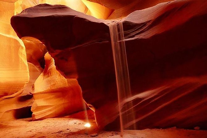 Private Upper or Lower Antelope Canyon & Horseshoe Bend Day Tour - Should you book this private Antelope Canyon and Horseshoe Bend tour?
