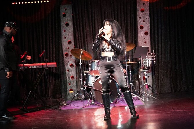 Queen Selena: A Tribute to the Latin Pop Superstar in Las Vegas - The music set: Latin pop hits from Bidi Bidi to Dreaming of You