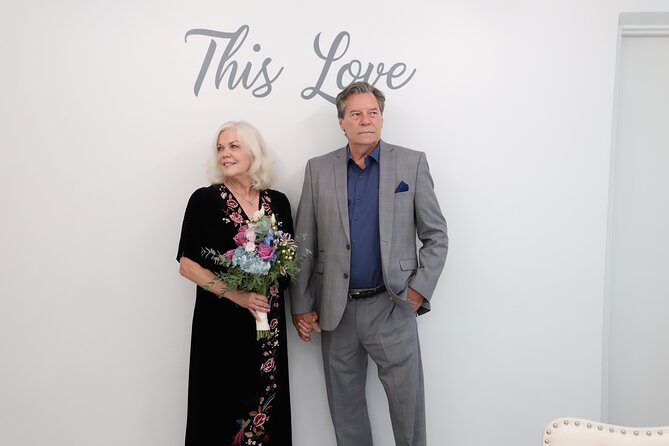 Quickie Las Vegas Wedding at Paradise Wedding Chapel - Witnesses, Photos, and That Intimate Chapel Feeling