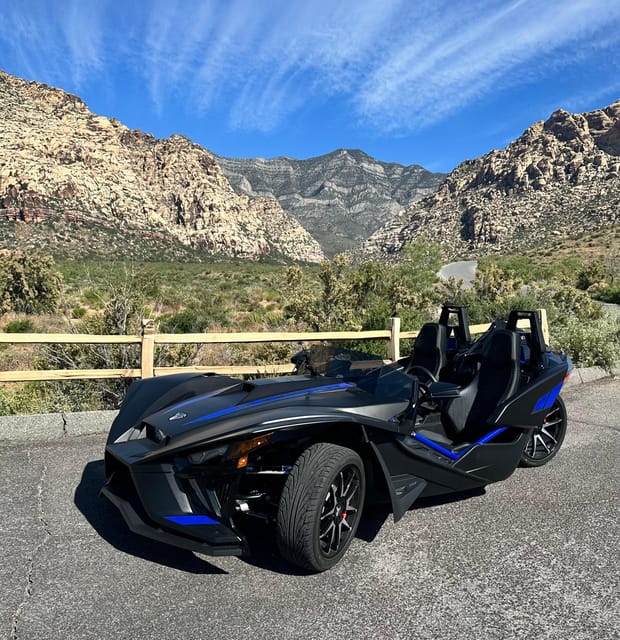 Red Rock Canyon Guided Automatic Slingshot Tour - Photo stop number two: time to reset and grab the best angles