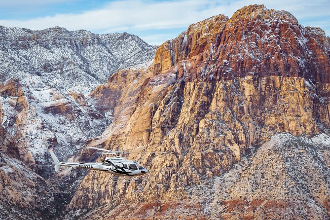 Red Rock Canyon Helicopter Air-Only Tour in Las Vegas - Ending with the Las Vegas Strip flyover: the quick reality check