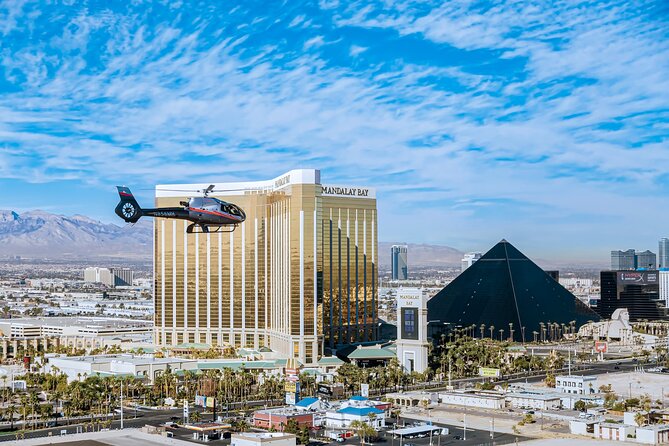 Red Rock Canyon Helicopter Tour with Landing and Champagne Toast - The flight to Red Rock Canyon: what you’re actually seeing