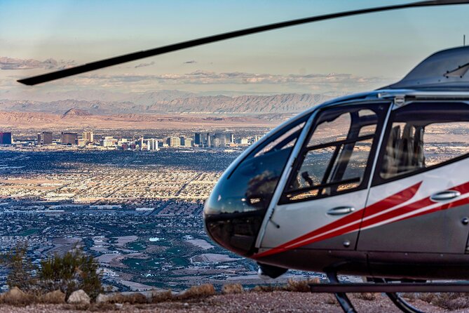 Red Rock Canyon Helicopter Tour with Landing and Champagne Toast - Landing on a private vista: the 30-minute payoff with champagne