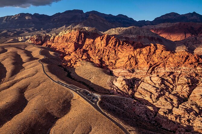 Red Rock Canyon Helicopter Tour with Landing and Champagne Toast - Aircraft comfort, seating, and the weight-balance reality
