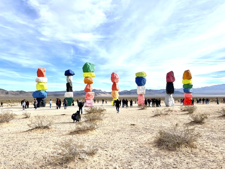 Red Rock Canyon Sign& Seven Magic Mountains Tour - Seven Magic Mountains by Ugo Rondinone: a desert art stop you can actually photograph