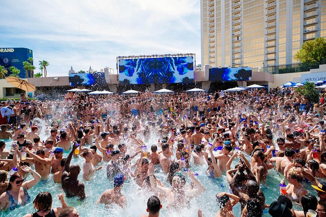 Rockstar Pool Party Crawl w/ VIP Entry & Party Bus Ride - Encore Beach Club vs Ayu Dayclub: How the Finale Changes