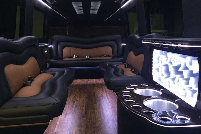 Round Trip Private Transfer Las Vegas Airport to Las Vegas by limo MB Sprinter - Return pickup: 15 minutes that keep your group sane