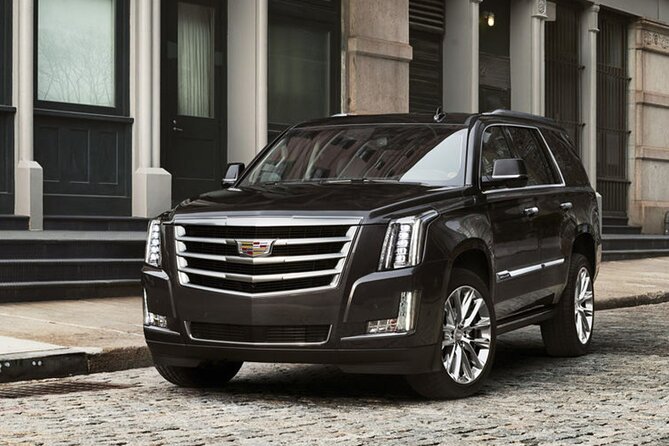 RoundTrip Private Transfer Las Vegas by Luxury SUV Cadillac Escalade up to 5 pax - Key highlights at a glance