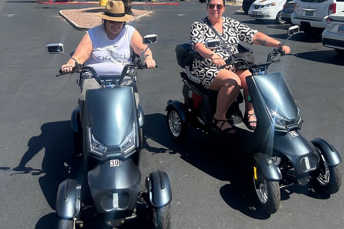 Scooter Tour of the Las Vegas Strip - Why a Trikke Scooter Works So Well on the Vegas Strip