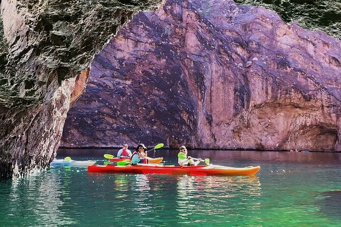 Self-Drive Emerald cave Kayak Tour-Guided Willow Beach Paddle - Small-Group Attention: Why Up to 12 People Feels Different