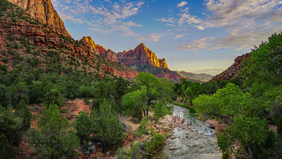Shuttle between Las Vegas, Bryce, Zion and St George - Key Points That Matter