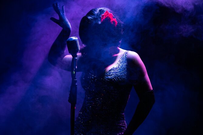 Sinatra Live! Frank Sinatra Tribute Show in Las Vegas - The Alexis Garden supper-club feel: what the room is like