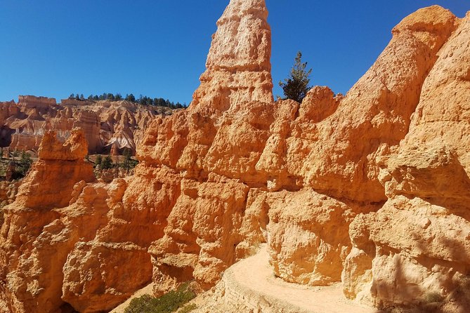 Small Group Bryce Canyon & Zion National Park Tour from Las Vegas - Bryce Canyon: Hoodoos, Photo Pull-Offs, and Two Hours to Wander