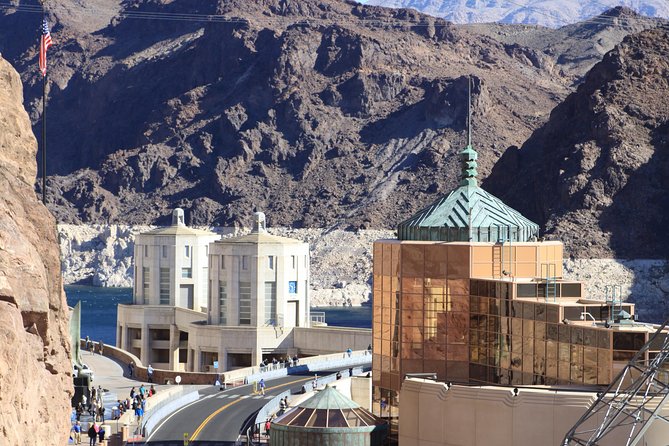 Small Group Hoover Dam, Lake Mead and Boulder City Tour - Why This Small-Group Hoover Dam Tour Feels Different Than a Bus Ride