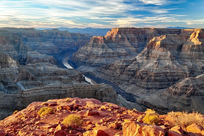 Small Group Late Departure Grand Canyon Tour - Hotel Pickup, Van Comfort, and the Small-Group Advantage