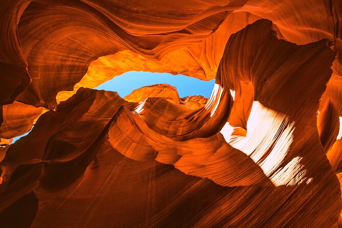 Small-Group Lower Antelope Canyon & Horseshoe Bend Tour w/ Lunch - What the small-group size changes