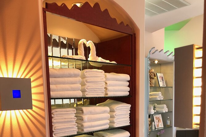 Spa Service: Hot Stone Body Massage with Private Sauna - Who should book this hot stones + private sauna session?
