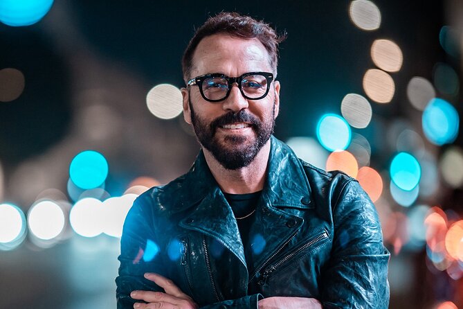 Stars of Comedy at Harrah's Hotel and Casino in Las Vegas - What to Expect in the 90-Minute Show: Timing, Energy, and the Stage Rhythm