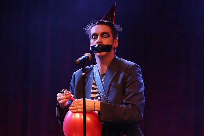 Tape Face at MGM Grand Hotel and Casino - Timing matters: a 7:30 pm start and a tight, satisfying night
