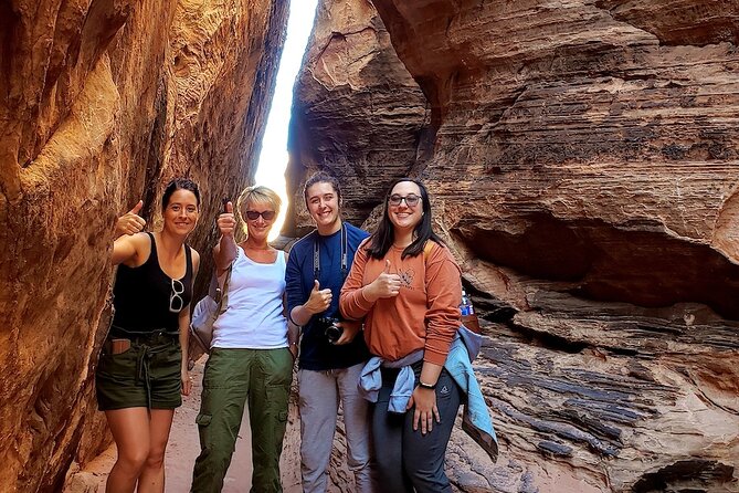 The “As Seen on TV” Panoramic Red Rock Canyon Scenic Loop Tour - Key things to know before you go